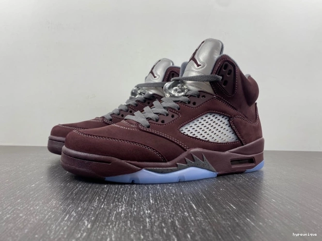 HYPE Burgundy Jordan Air DZ4131-600 5 0824